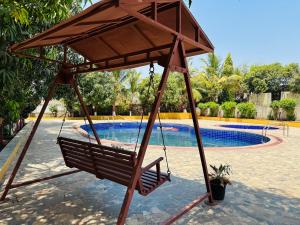 Bazén v ubytování Lion Park Hotel & Resorts nebo v jeho okolí
