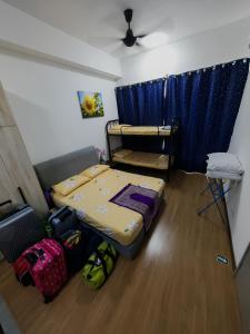 Postel nebo postele na pokoji v ubytování ASTORIA AMPANG, 6Pax - Near KLCC, ZooNegara, AmpangPoint Mall
