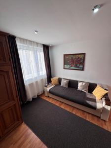 Posezení v ubytování Rustic Paradise Turda
