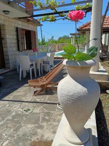 Fotografie z fotogalerie ubytování Holiday Home Lazuština Paradise v destinaci Mihanići