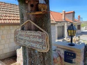 Fotografie z fotogalerie ubytování Holiday Home Lazuština Paradise v destinaci Mihanići