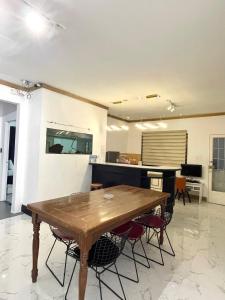 Φωτογραφία από το άλμπουμ του Jay's Villa B σε Angeles