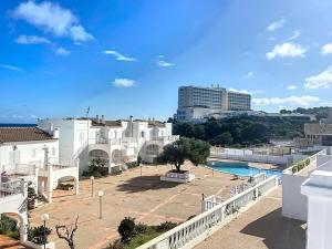 Bazén v ubytování Apartamento 320 Castell Sol CB nebo v jeho okolí