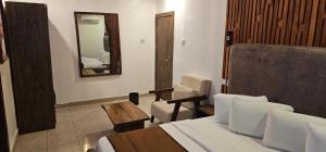 Katil atau katil-katil dalam bilik di Presken Hotels Ikoyi