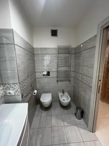 Bilik mandi di Luana'S Home