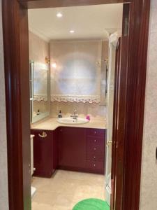 Łazienka w obiekcie APARTAMENTO UXUE.