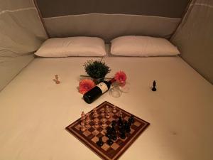 Postel nebo postele na pokoji v ubytování Bella Tents - Glamping Vibes