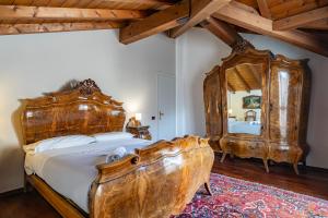 Voodi või voodid majutusasutuse Luxury Apartment between Como Lake and Valsassina toas