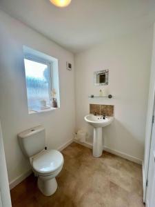 Koupelna v ubytování Halliday House