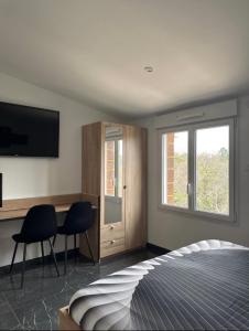 Postel nebo postele na pokoji v ubytování Chambre hotes avec vue panoramique sur la foret