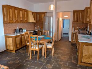 Afbeelding uit fotogalerij van Tranquil Seaside Escape in Kithnos +15 foto's