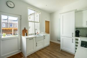 Η κουζίνα ή μικρή κουζίνα στο Little Domus +3 φωτογραφίες