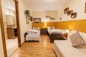Posteľ alebo postele v izbe v ubytovaní Apartament les Costes del Cadí