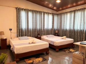 Φωτογραφία από το άλμπουμ του Queen Cliff σε Mahakeliya +42 φωτογραφίες