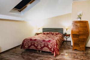 Postel nebo postele na pokoji v ubytování Vigo Hotel + 37 fotografií