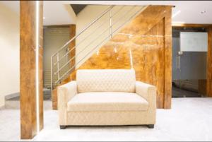 Posezení v ubytování Hotel Crystal Goregaon West Link Road, Mumbai