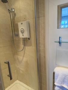 South Sands Hotel的一间浴室