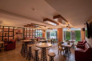 Posezení v ubytování Jenneys Residency