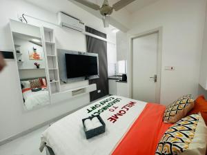 TV a/nebo společenská místnost v ubytování LemonRock Comfort