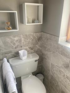 Bagno di Steeple View B&B Guesthouse Donegal - Newly renovated in 2023