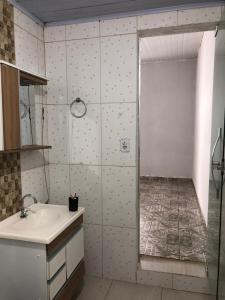 Ванная комната в Hostel Limoeiro