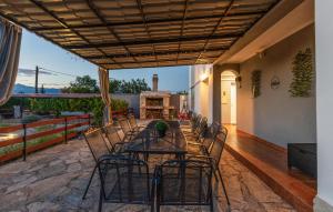 Balkón alebo terasa v ubytovaní Pet Friendly Home In Pridraga With Wifi