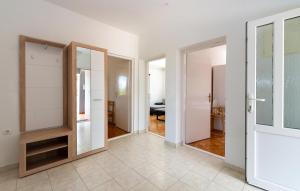 Fotografia z galérie ubytovania Pet Friendly Home In Pridraga With Wifi v destinácii Pridraga