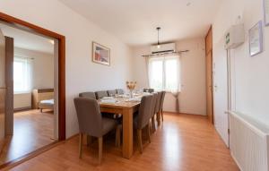 Fotografia z galérie ubytovania Pet Friendly Home In Pridraga With Wifi v destinácii Pridraga