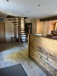 Gallery image of Gite les 4 Saisons - chambre Eté in Ombre +7 photos