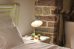 Katil atau katil-katil dalam bilik di Apartments Kotor Old Town