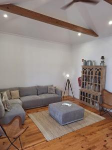 Posezení v ubytování Casa and Company - Azorean Boutique House + 20 fotografií