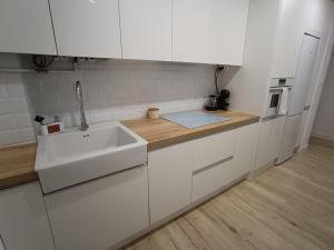 Kuchyň nebo kuchyňský kout v ubytování Apartamento reformado cerca de Cabarceno