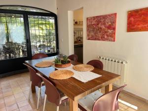 Posedenie v ubytovaní Casa Arco
