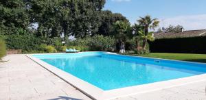 Πισίνα στο ή κοντά στο Casa Rondinella By Case al Lago