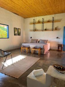 Posezení v ubytování Villa dos Pireneus + 26 fotografií