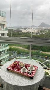 Φαγητό σε αυτό το διαμέρισμα ή κάπου εκεί κοντά