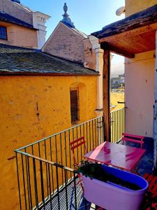 Μπαλκόνι ή βεράντα στο Casa Vittoria +30 φωτογραφίες