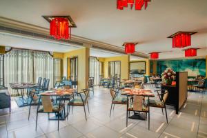 Restavracija oz. druge možnosti za prehrano v nastanitvi Vivanta Mangalore Oldport Road - Formerly Known as Taj Manjarun