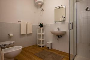 Ένα μπάνιο στο GuestHost - Casa Botero