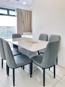 Ruang duduk di 8scape Residensi