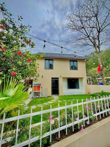 Zahrada ubytování Homestay Havana Làng Chài Vinh Sơn Sầm Sơn + 24 fotografií