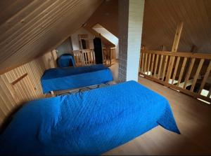 Katil atau katil-katil dalam bilik di Far And Away Cabin
