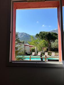 Nespecifikovaný výhled na hory nebo výhled na hory při pohledu z bed and breakfast