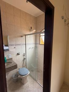 Et badeværelse på Refúgio do Peregrino do Lado da Igreja Matriz + 5 billeder