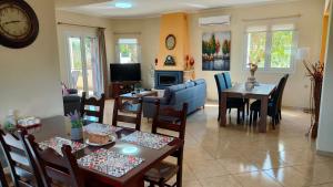 A television and/or entertainment centre at Pazinos/Neveli Cottage