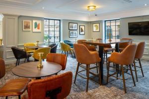 Televisor o centre d'entreteniment de Glasgow Argyle Hotel, BW Signature Collection