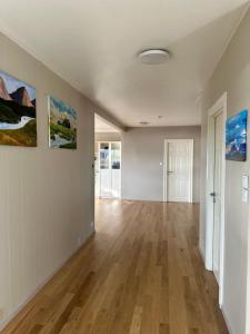 Photo de la galerie de l'établissement Álfhóll 4 húsavík oceanview, à Húsavík