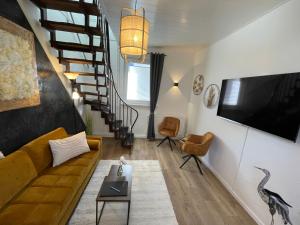 TV a/nebo společenská místnost v ubytování Komfort Apartments am Badepark, Modern! Stylisch! Geräumig!