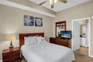 Ένα ή περισσότερα κρεβάτια σε δωμάτιο στο Seawind 7 Penthouse by Liquid Life +68 φωτογραφίες