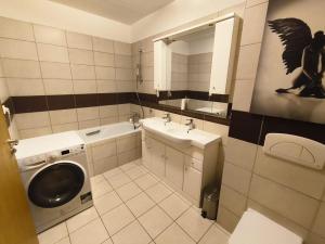 Et badeværelse på Centrum apartment